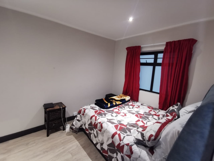 1 Bedroom Property for Sale in Walmer Eastern Cape